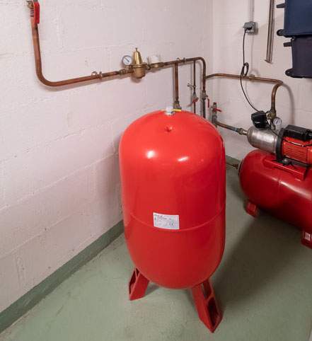 Installation, entretien et dépannage de chaudières gaz et fioul.